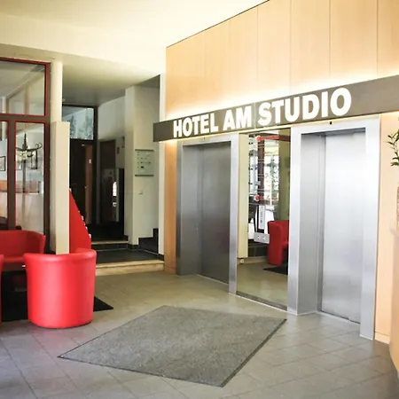 Hotel Enjoy Am Berlin