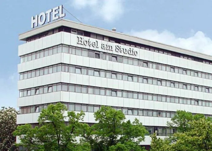 Enjoy Am 3* برلين