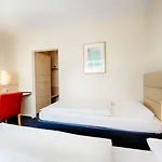 Hotel Enjoy Am Berlin