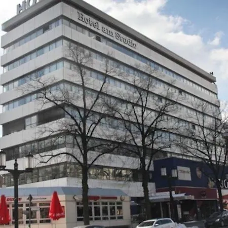 Hotel Enjoy Am Berlin