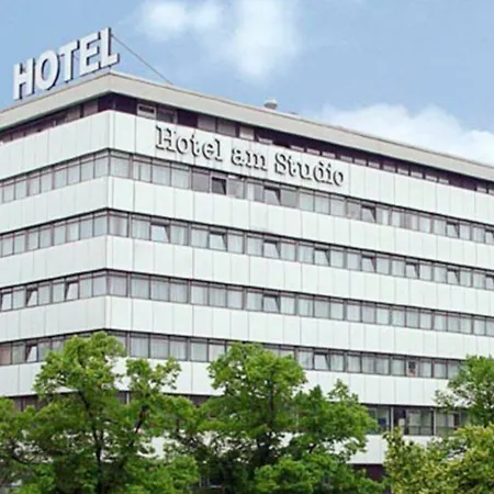 Enjoy Am 3* 베를린