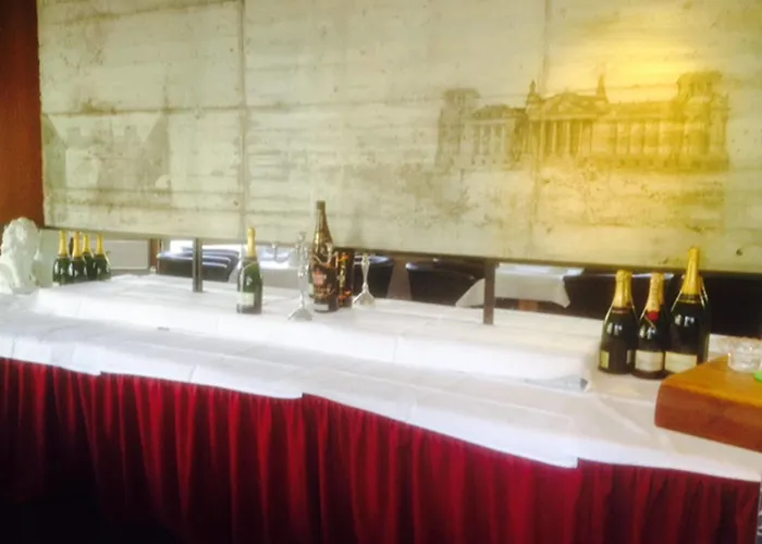 Hotel Enjoy Am Berlim