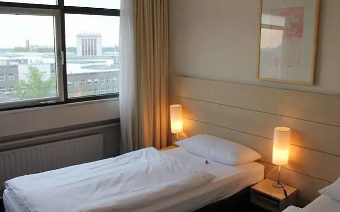 Hotel Enjoy Am Berlín