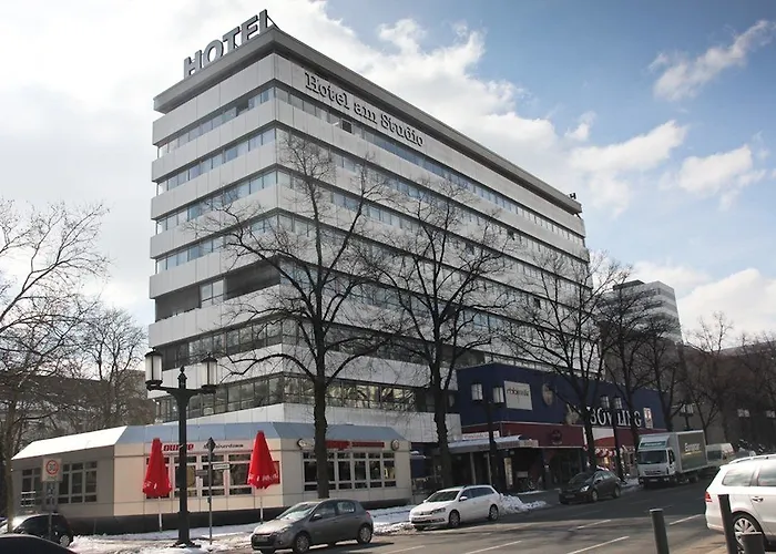 Hotel Enjoy Am Berlín